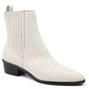 ▶️ Bruno Magli ◀️ Campo leather Chelsea boot off white